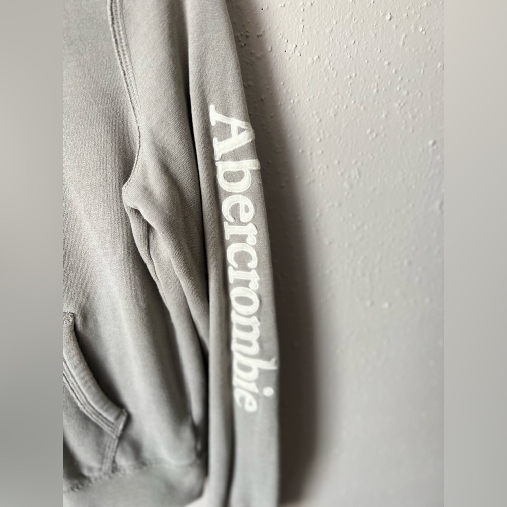 Abercrombie & Fitch Women's size S
Full Zip Hoodie Soft Collection Pullover - Picture 6 of 8